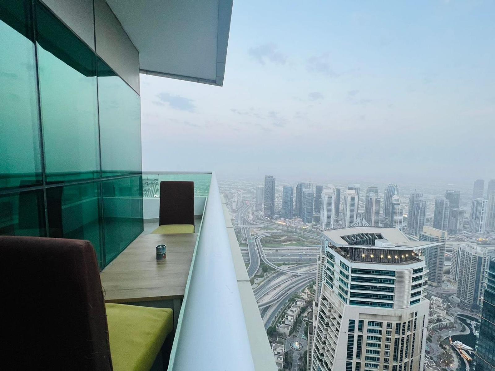 High Floor With City Skyline & Burj Khalifa View 3 Bedroom Unit Marina Dubaj Exteriér fotografie