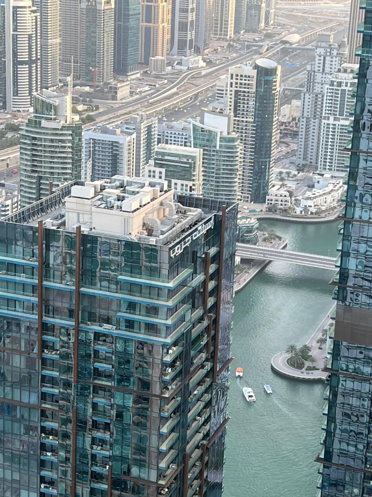 High Floor With City Skyline & Burj Khalifa View 3 Bedroom Unit Marina Dubaj Exteriér fotografie